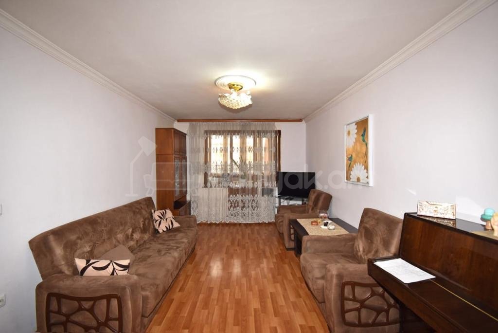 4 Սենյականոց Բնակարան, 78քմ, 3/4 հարկ, Նորմալ Վիճակում