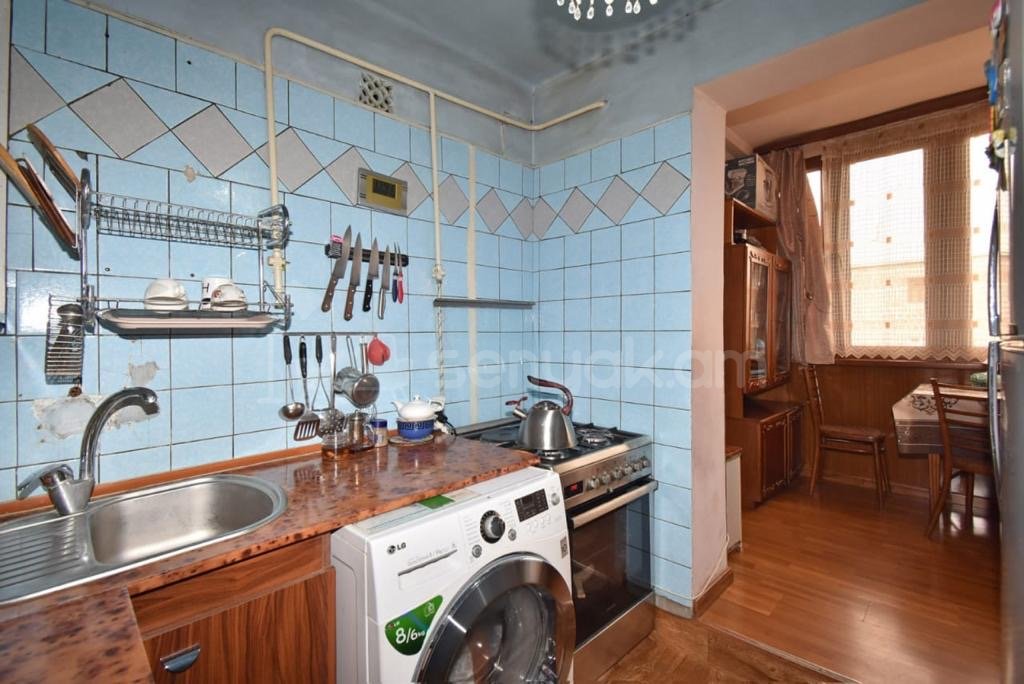 4 Սենյականոց Բնակարան, 78քմ, 3/4 հարկ, Նորմալ Վիճակում