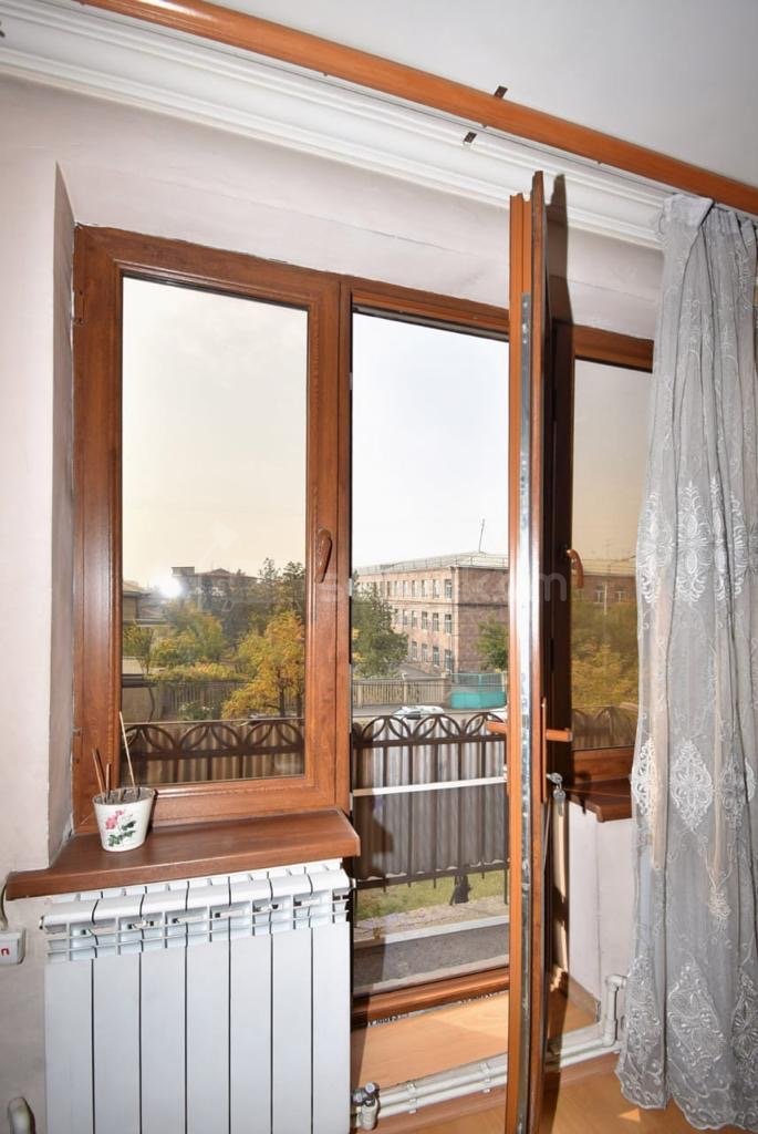 4 Սենյականոց Բնակարան, 78քմ, 3/4 հարկ, Նորմալ Վիճակում