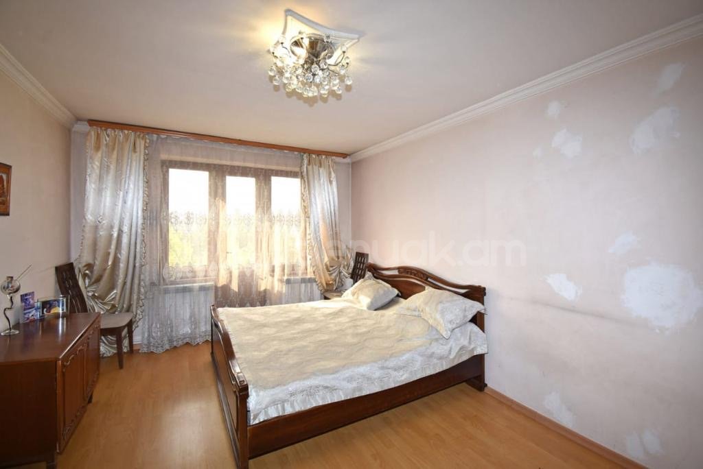 4 Սենյականոց Բնակարան, 78քմ, 3/4 հարկ, Նորմալ Վիճակում