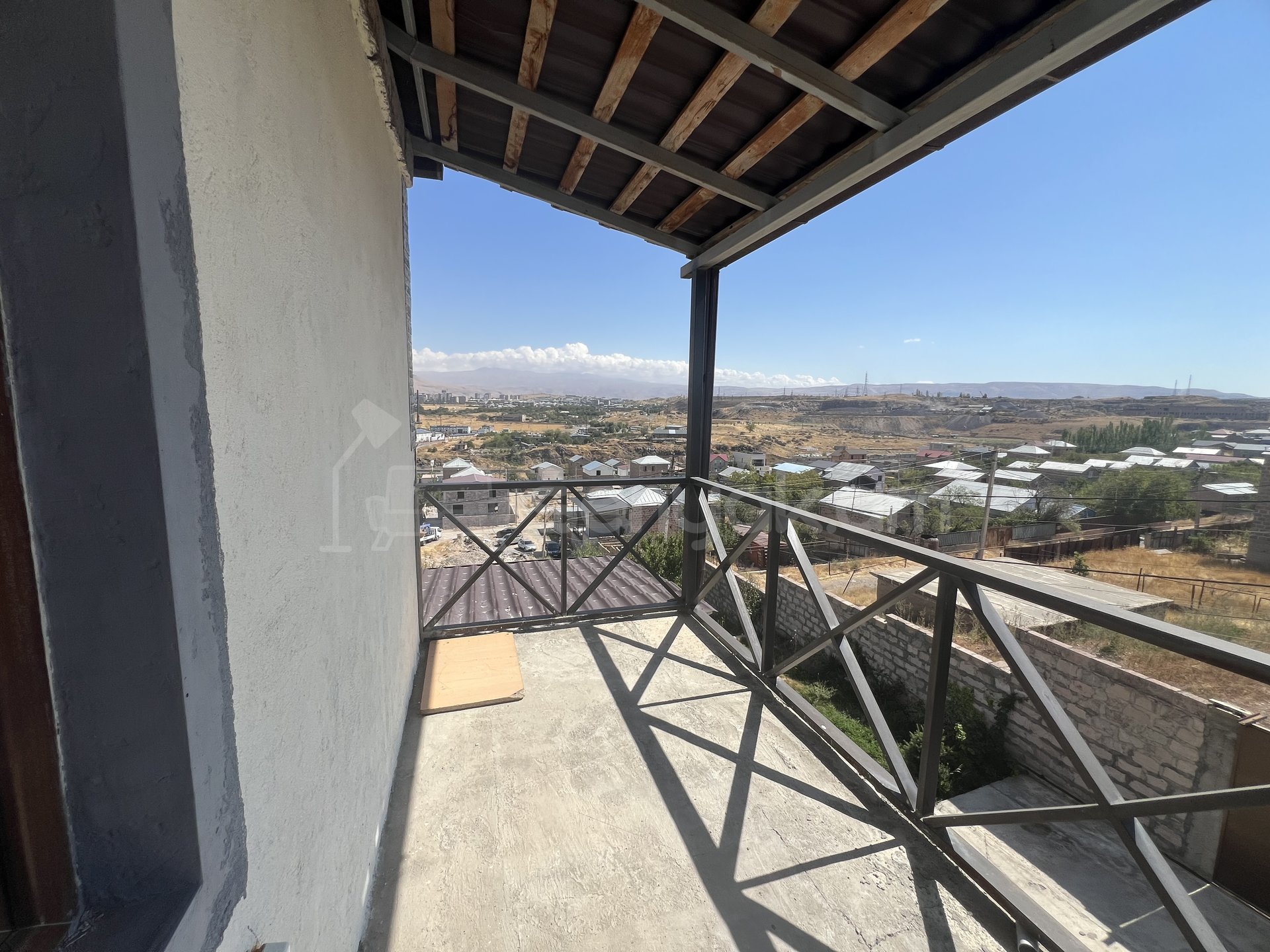 3 Սենյականոց Շքեղ Առանձնատուն, 233քմ, Լողավազանով, Ավտոտնակով