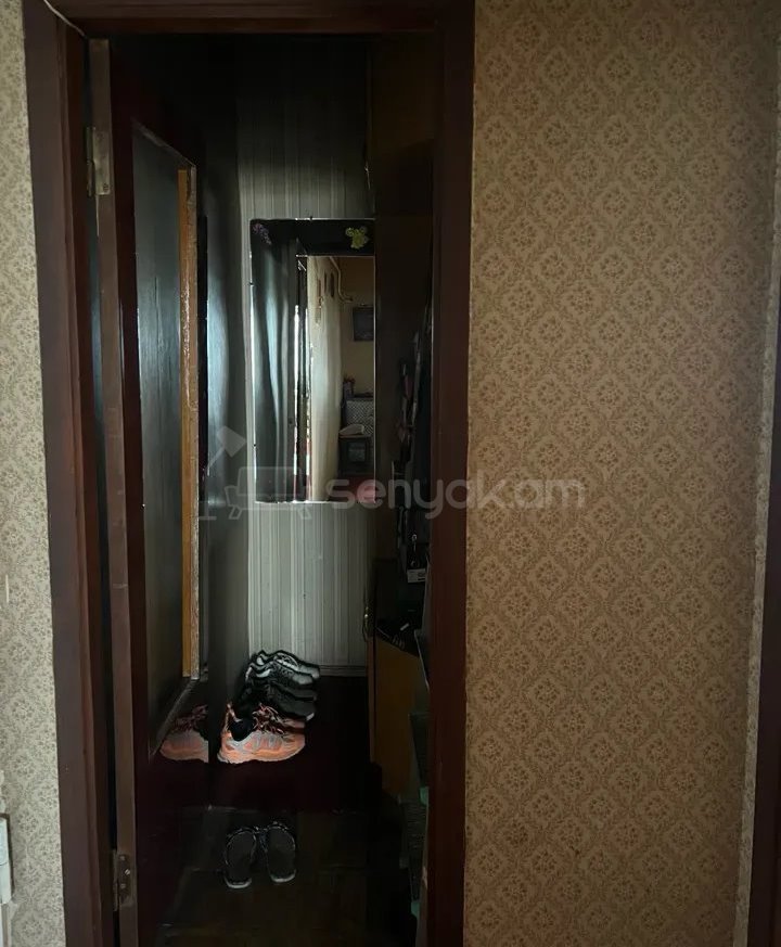 3 Սենյականոց Բնակարան Քարե Շենքում, 63քմ, 5/5 հարկ, Կոսմետիկ Վերանորոգված