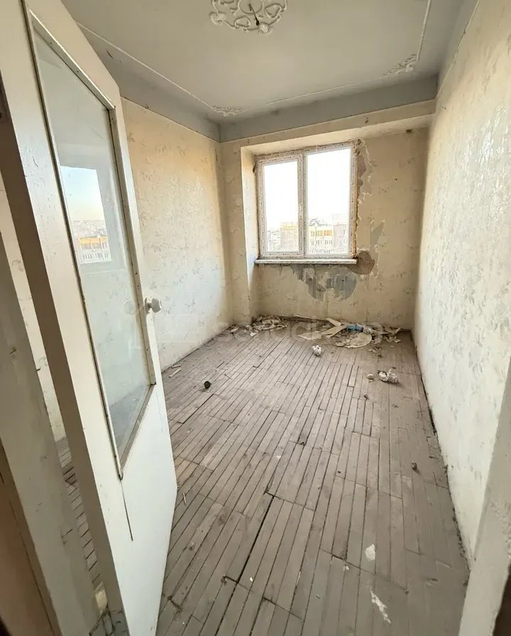 3 Սենյականոց Բնակարան, 72քմ, 8/9 հարկ, Պետական Վիճակում