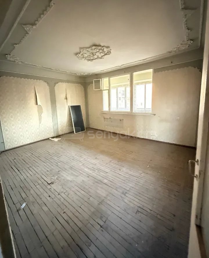 3 Սենյականոց Բնակարան, 72քմ, 8/9 հարկ, Պետական Վիճակում