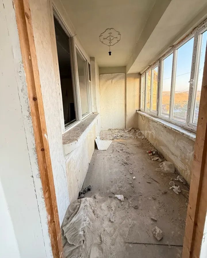 3 Սենյականոց Բնակարան, 72քմ, 8/9 հարկ, Պետական Վիճակում