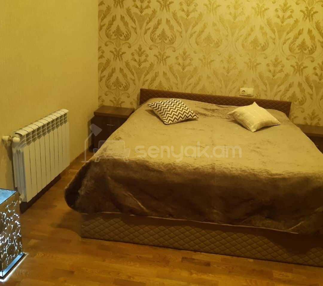 4 Սենյականոց Շքեղ Առանձնատուն, 200քմ, Լողավազանով