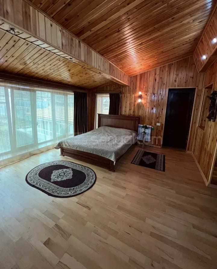 7 Սենյականոց Շքեղ Առանձնատուն, 300քմ, Լողավազանով