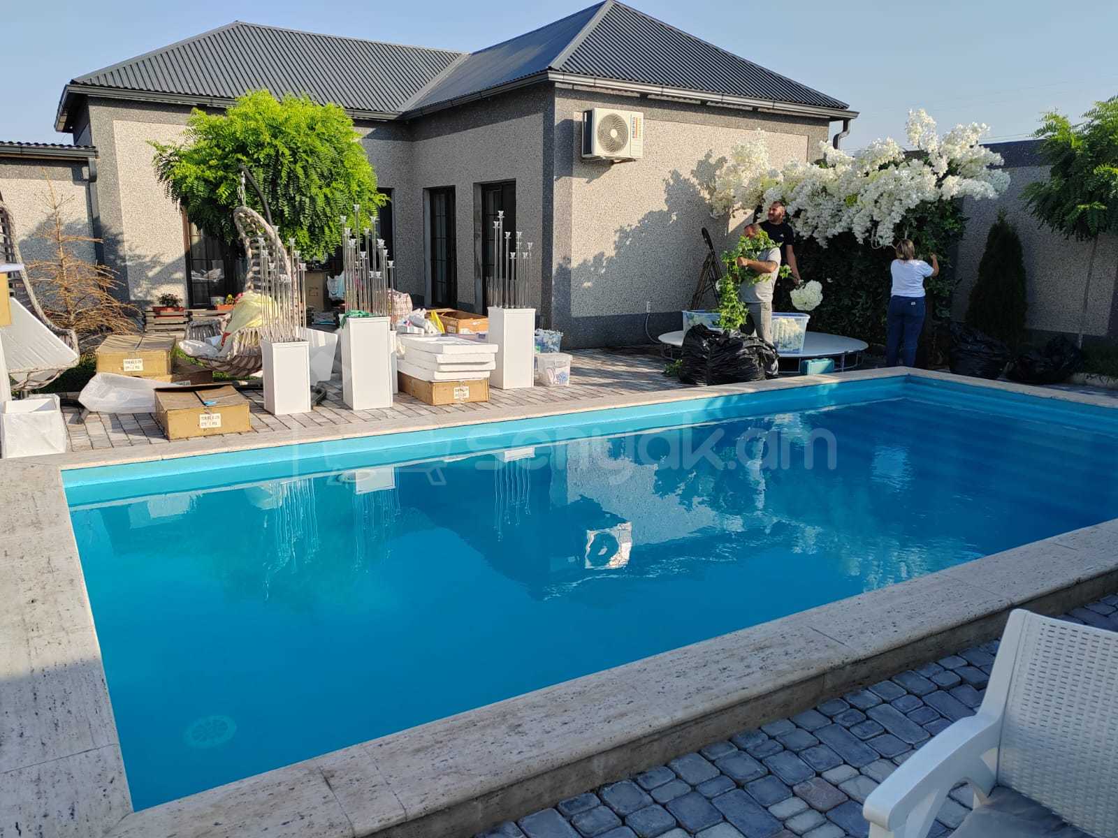 4 Սենյականոց Շքեղ Առանձնատուն, 200քմ, Լողավազանով