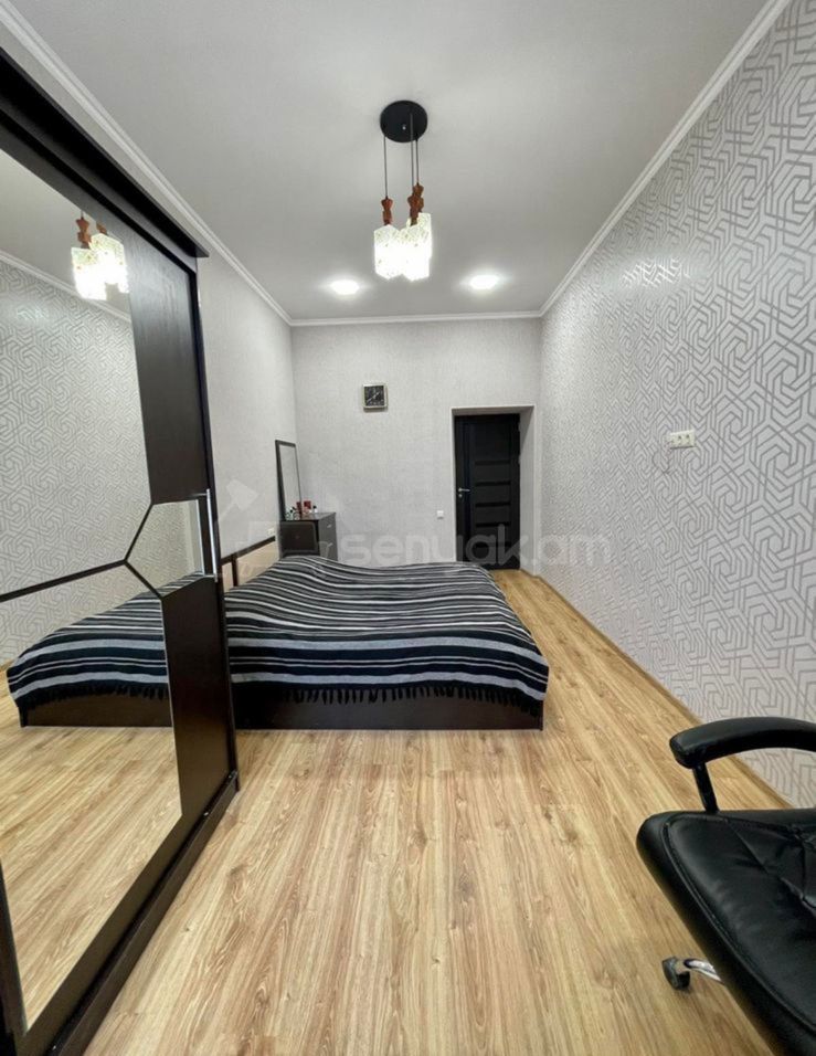 2 Սենյականոց Բնակարան Քարե Շենքում, 64քմ, 5/5 հարկ, Կապիտալ Վերանորոգված