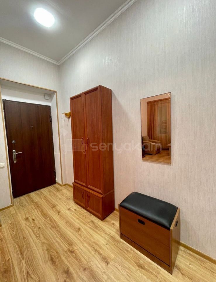 2 Սենյականոց Բնակարան Քարե Շենքում, 64քմ, 5/5 հարկ, Կապիտալ Վերանորոգված