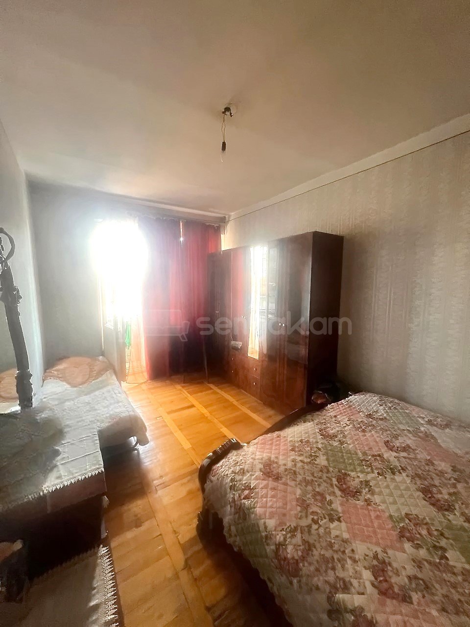 3 Սենյականոց Բնակարան Քարե Շենքում, 75քմ, 2/5 հարկ, Պետական Վիճակում