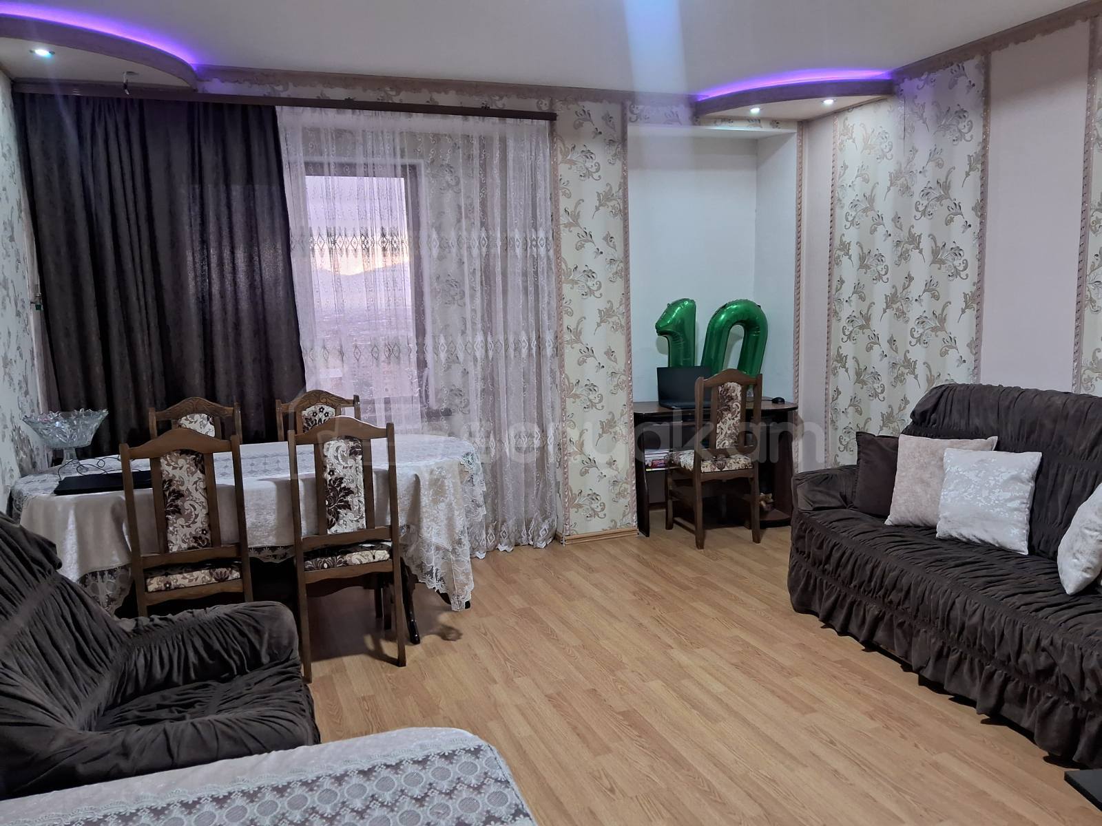 3 Սենյականոց Բնակարան, 66քմ, 10/10 հարկ, Նորմալ Վիճակում