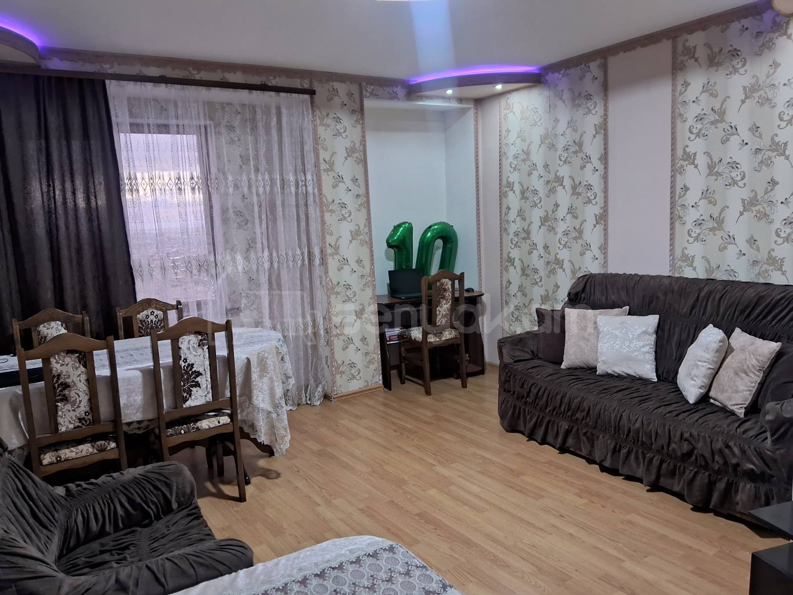 3 Սենյականոց Բնակարան, 66քմ, 10/10 հարկ, Նորմալ Վիճակում