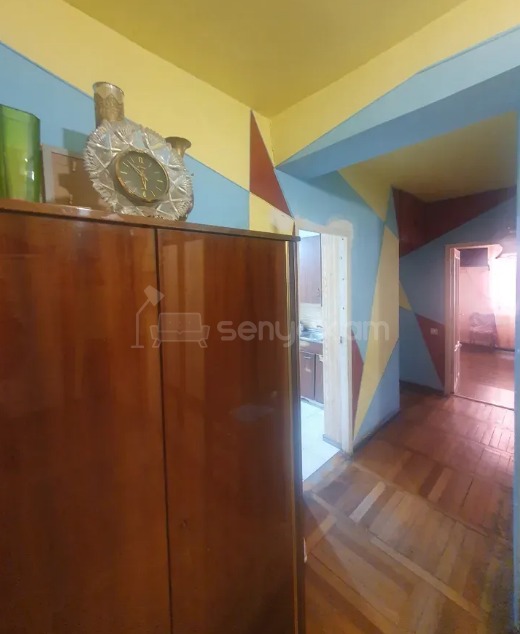 3 Սենյականոց Բնակարան, 94քմ, 6/9 հարկ, Նորմալ Վիճակում