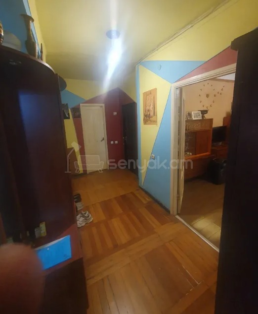 3 Սենյականոց Բնակարան, 94քմ, 6/9 հարկ, Նորմալ Վիճակում