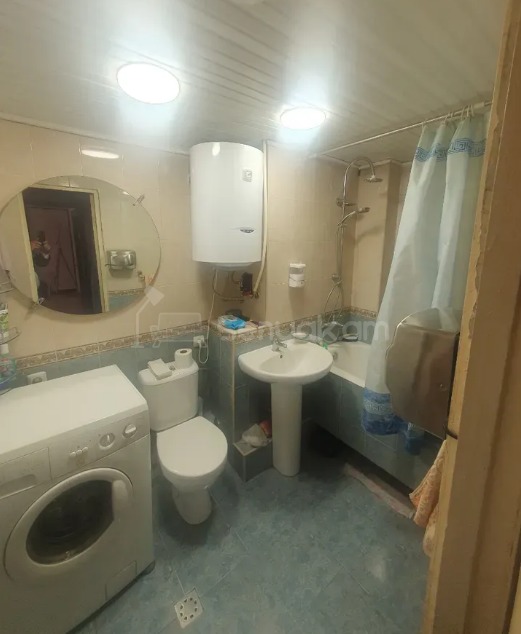 3 Սենյականոց Բնակարան, 94քմ, 6/9 հարկ, Նորմալ Վիճակում