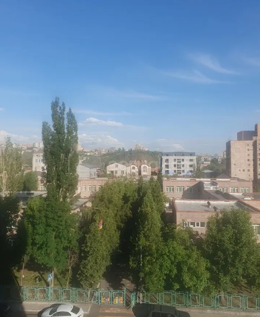 3 Սենյականոց Բնակարան, 94քմ, 6/9 հարկ, Նորմալ Վիճակում