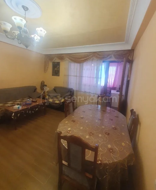 3 Սենյականոց Բնակարան, 94քմ, 6/9 հարկ, Նորմալ Վիճակում