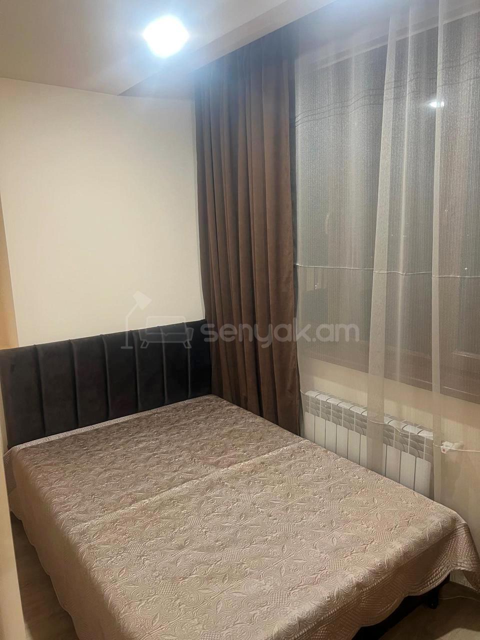 2 Սենյականոց Բնակարան, 45քմ, 9/9 հարկ, Դիզայներական Վերանորոգված, Կահավորված