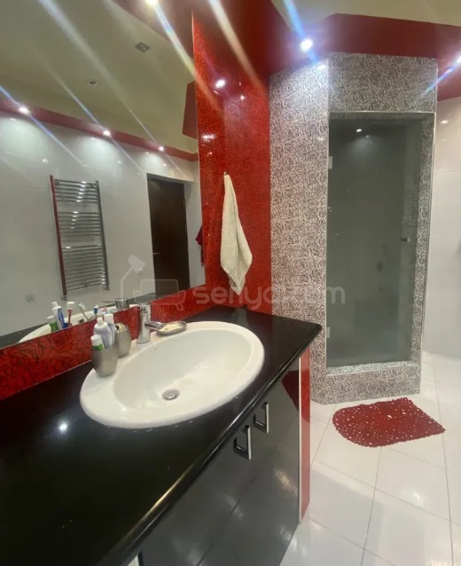 3 Սենյականոց Բնակարան Նորակառույցում, 96քմ, 8/10 հարկ, Կապիտալ Վերանորոգված