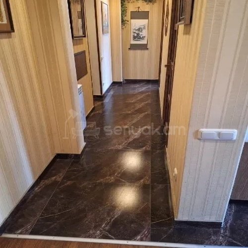 4 Սենյականոց Բնակարան Քարե Շենքում, 96քմ, 2/5 հարկ, Կապիտալ Վերանորոգված