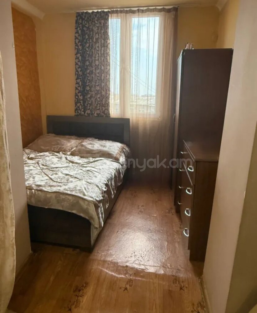 2 Սենյականոց Բնակարան Քարե Շենքում, 42քմ, 4/4 հարկ, Կապիտալ Վերանորոգված