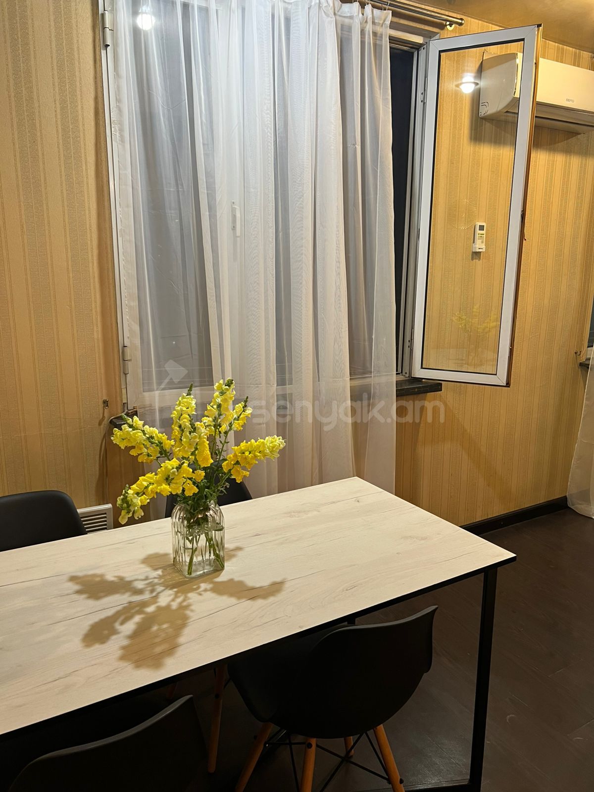 2 Սենյականոց Բնակարան, 50քմ, 9/10 հարկ, Կապիտալ Վերանորոգված, Կահավորված