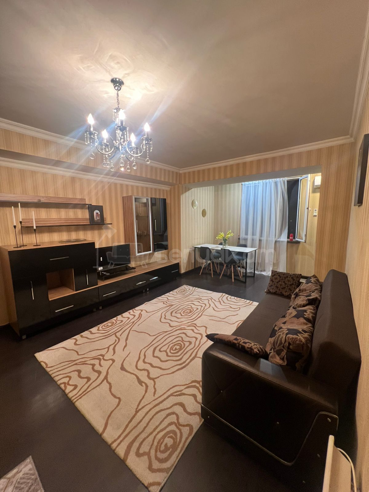 2 Սենյականոց Բնակարան, 50քմ, 9/10 հարկ, Կապիտալ Վերանորոգված, Կահավորված