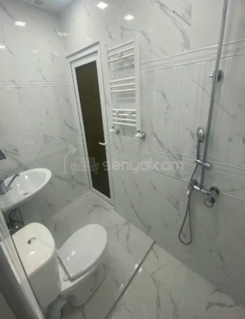 2 Սենյականոց Բնակարան Քարե Շենքում, 45քմ, 2/4 հարկ, Կապիտալ Վերանորոգված, Կահավորված, Արևկող