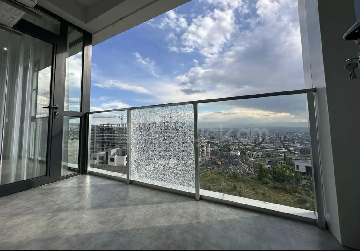 3 Սենյականոց Բնակարան Նորակառույցում, 107քմ, 7/16 հարկ, Կապիտալ Վերանորոգված