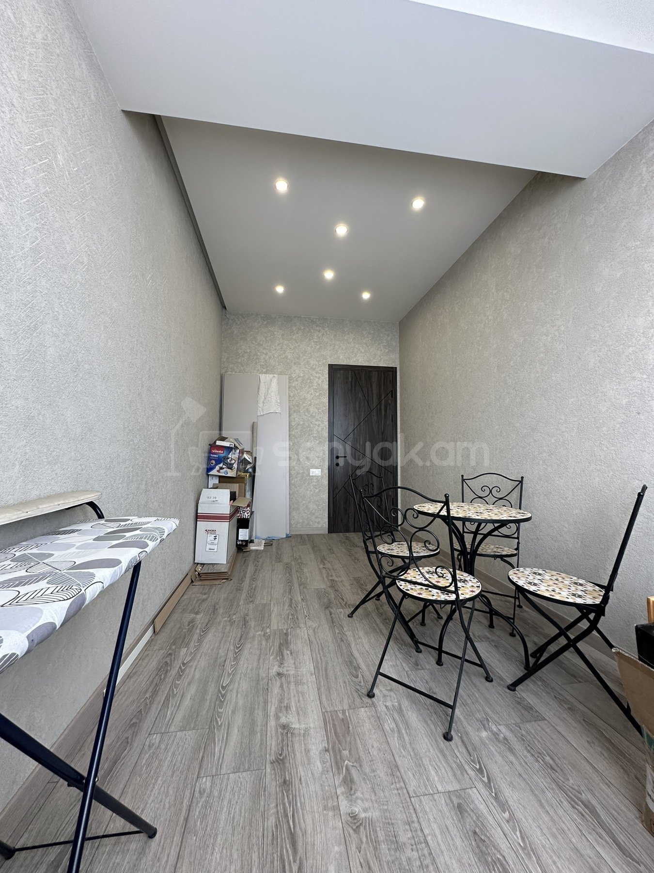 4 Սենյականոց Բնակարան Նորակառույցում, 96քմ, 13/14 հարկ, Կապիտալ Վերանորոգված