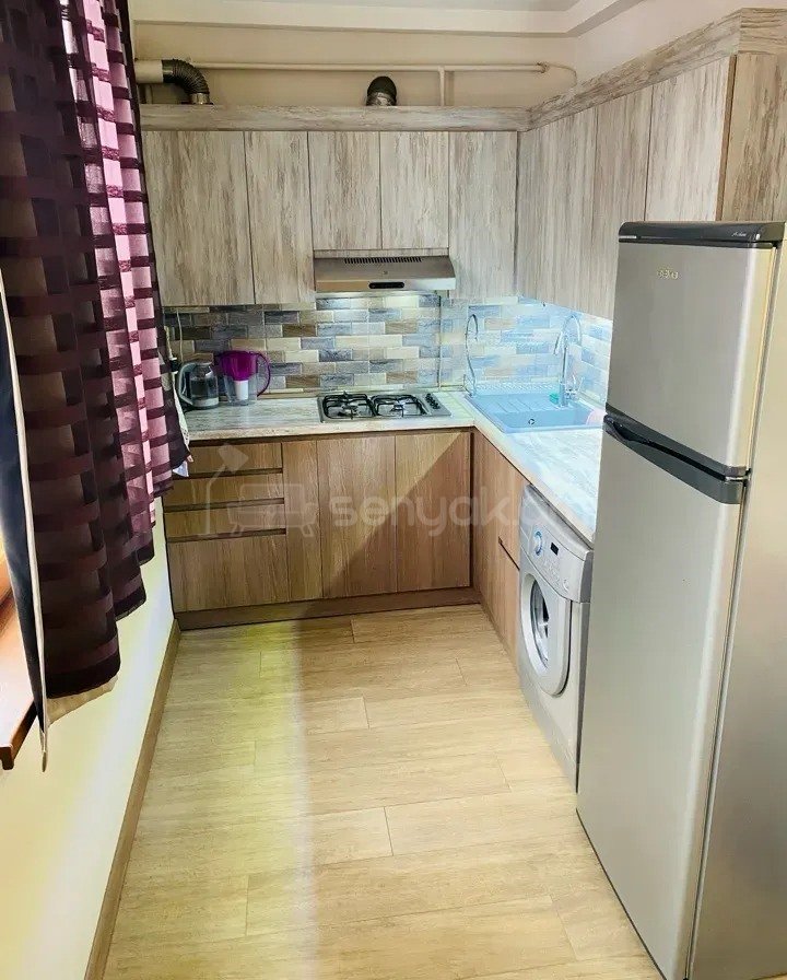 2 Սենյականոց Բնակարան Քարե Շենքում, 41քմ, 4/5 հարկ, Կապիտալ Վերանորոգված