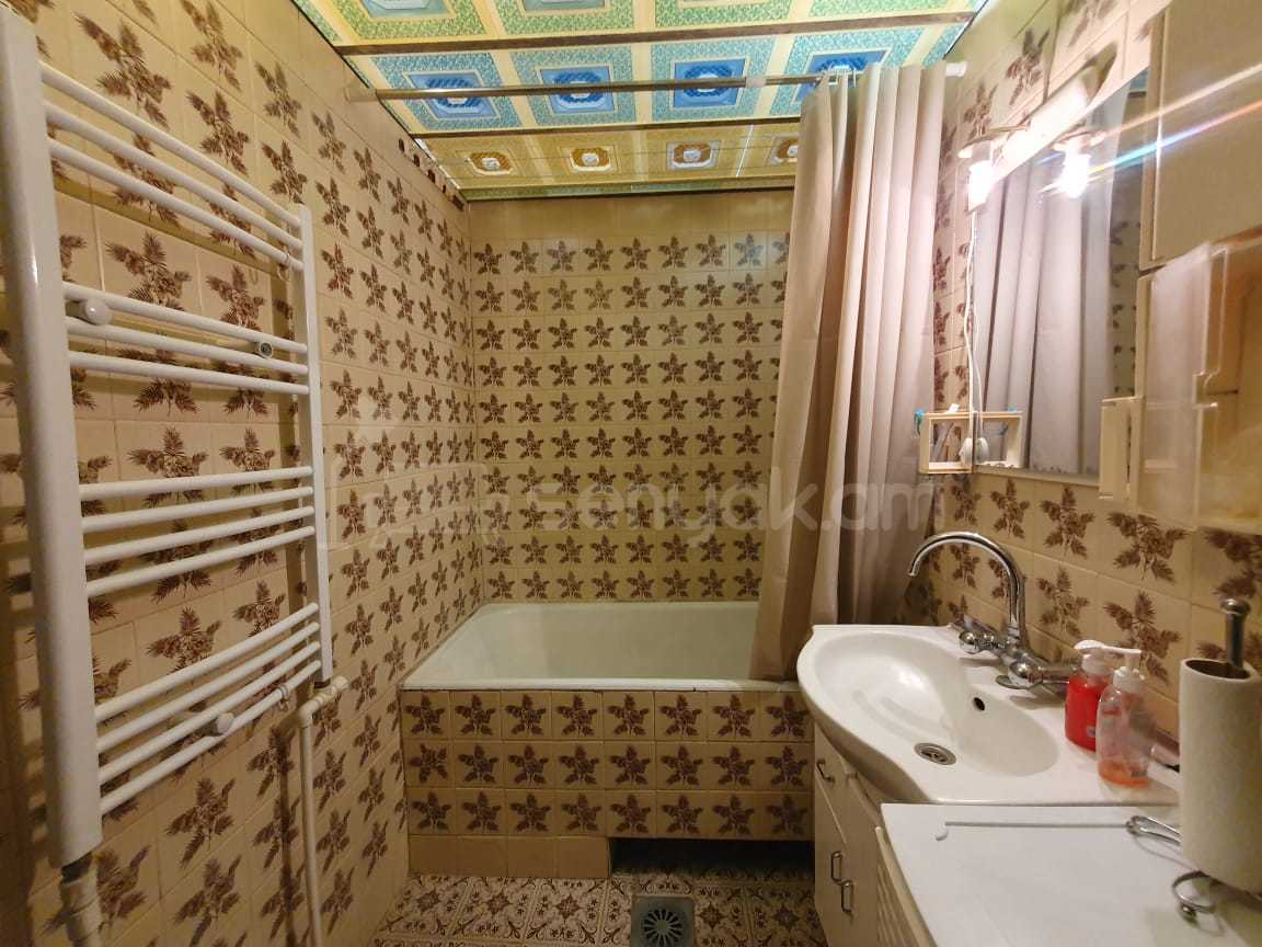 2 Սենյականոց Բնակարան, 70քմ, 2/14 հարկ, Նորմալ Վիճակում, Կահավորված, Արևկող