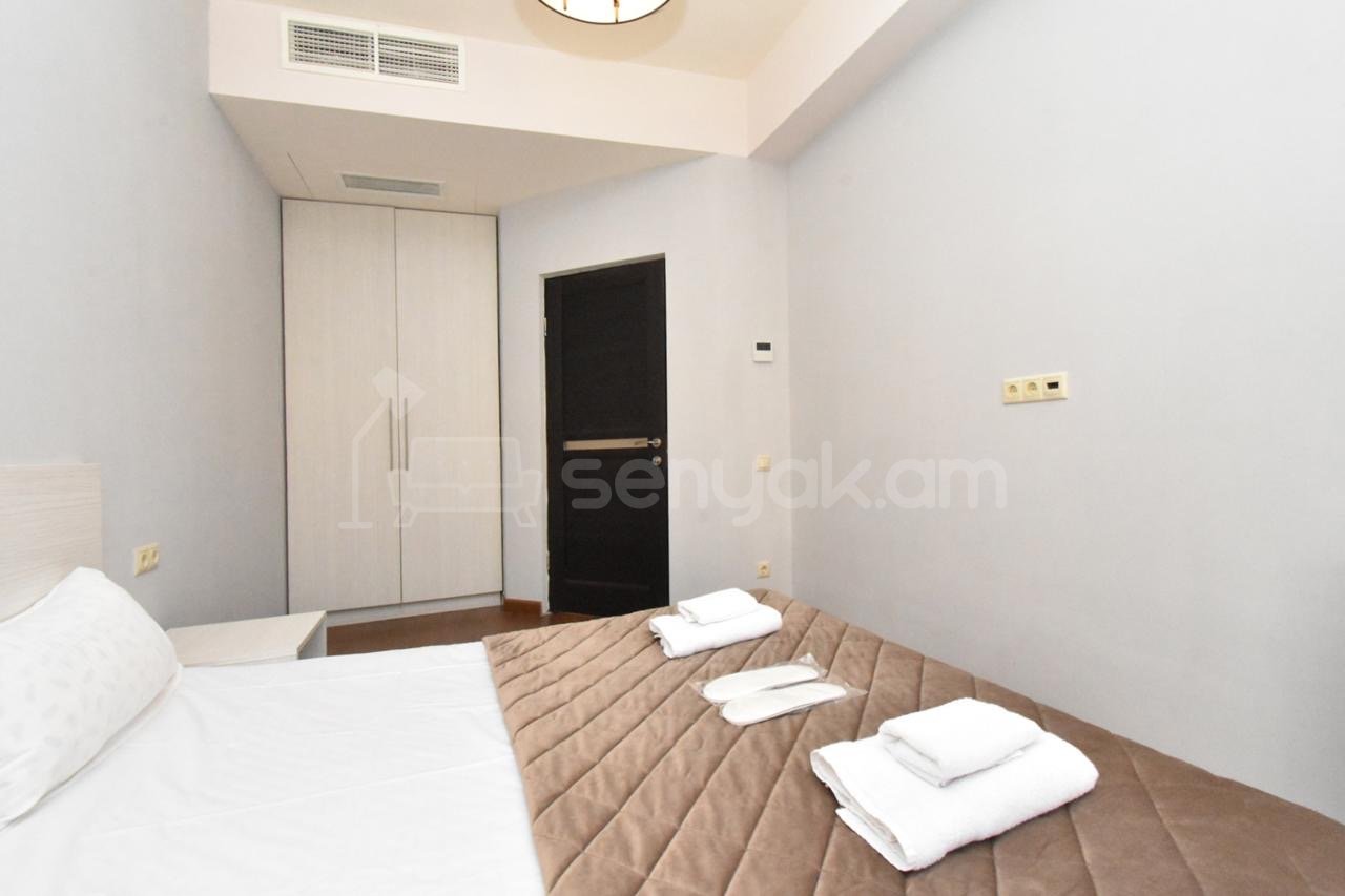2 Սենյականոց Բնակարան Նորակառույցում, 40քմ, 4/17 հարկ, Կապիտալ Վերանորոգված, Կահավորված, Արևկող