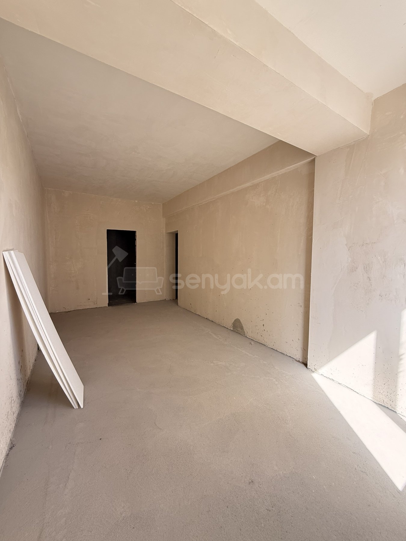 4 Սենյականոց Բնակարան Նորակառույցում, 109քմ, 5/18 հարկ, Զրոյական Վիճակում