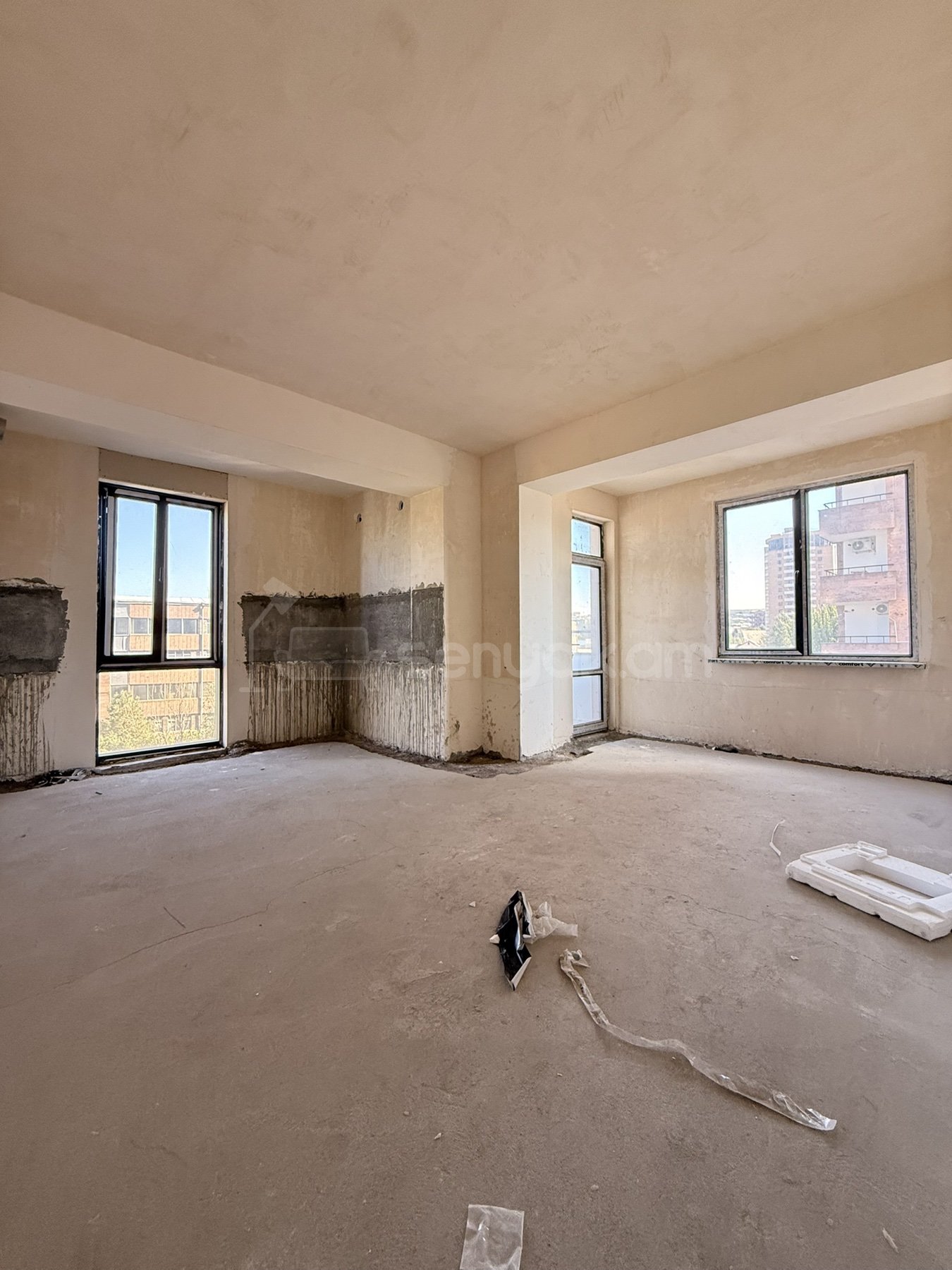 4 Սենյականոց Բնակարան Նորակառույցում, 109քմ, 5/18 հարկ, Զրոյական Վիճակում