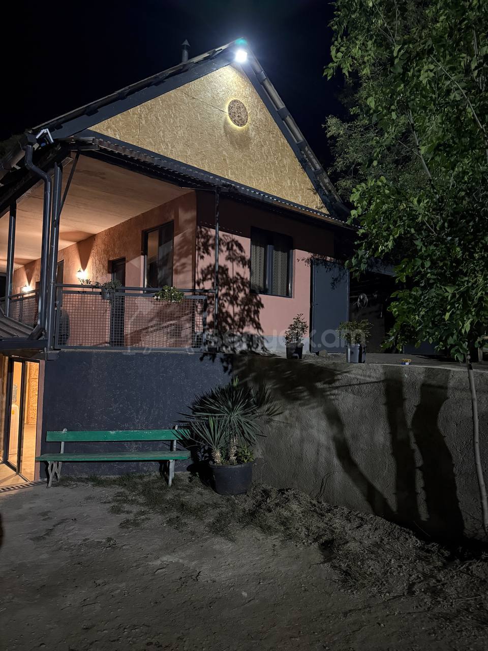 2 Սենյականոց Բնակարան, 80քմ, 2/2 հարկ, Կապիտալ Վերանորոգված