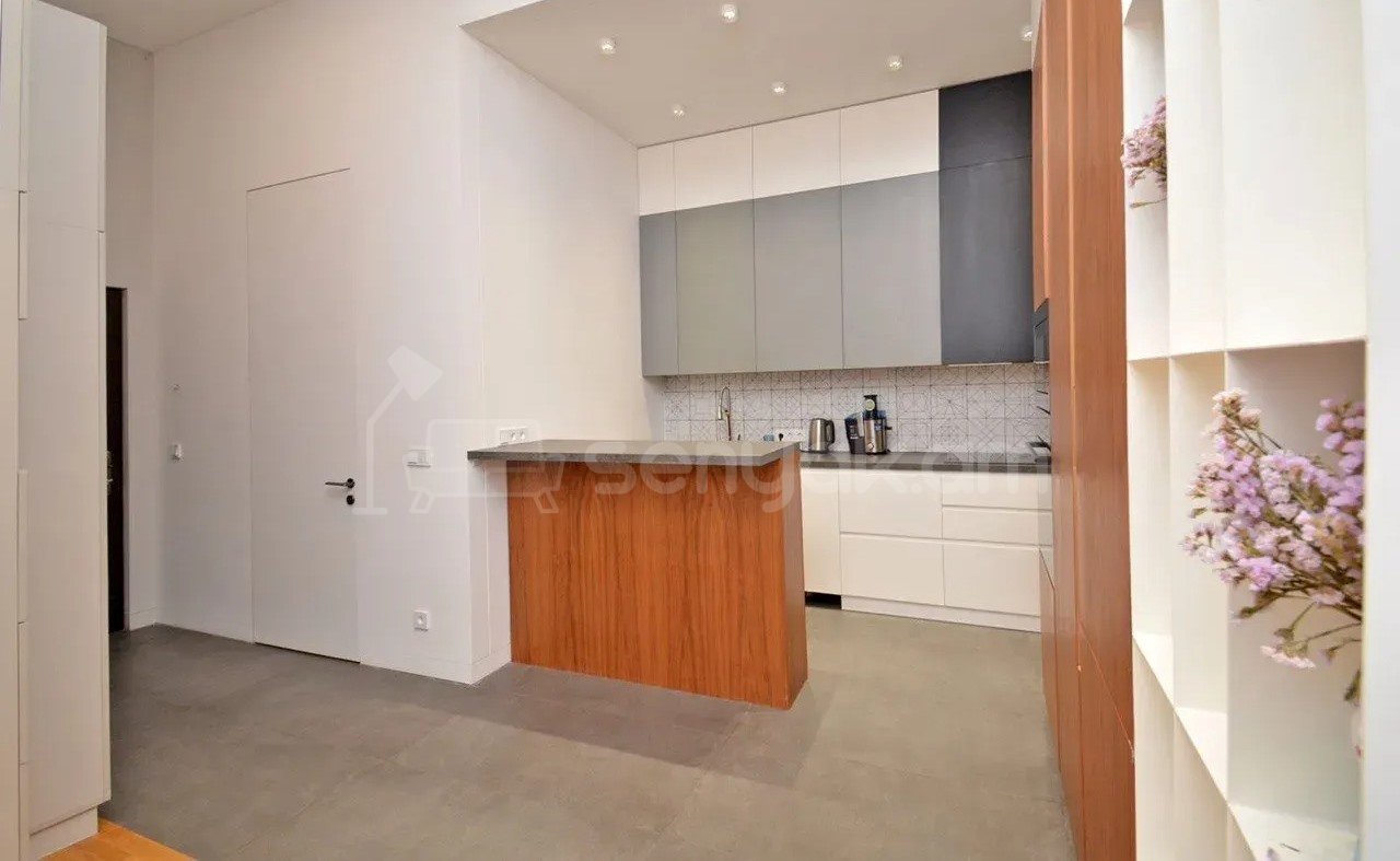 3 Սենյականոց Բնակարան Նորակառույցում, 73քմ, 9/9 հարկ, Կապիտալ Վերանորոգված