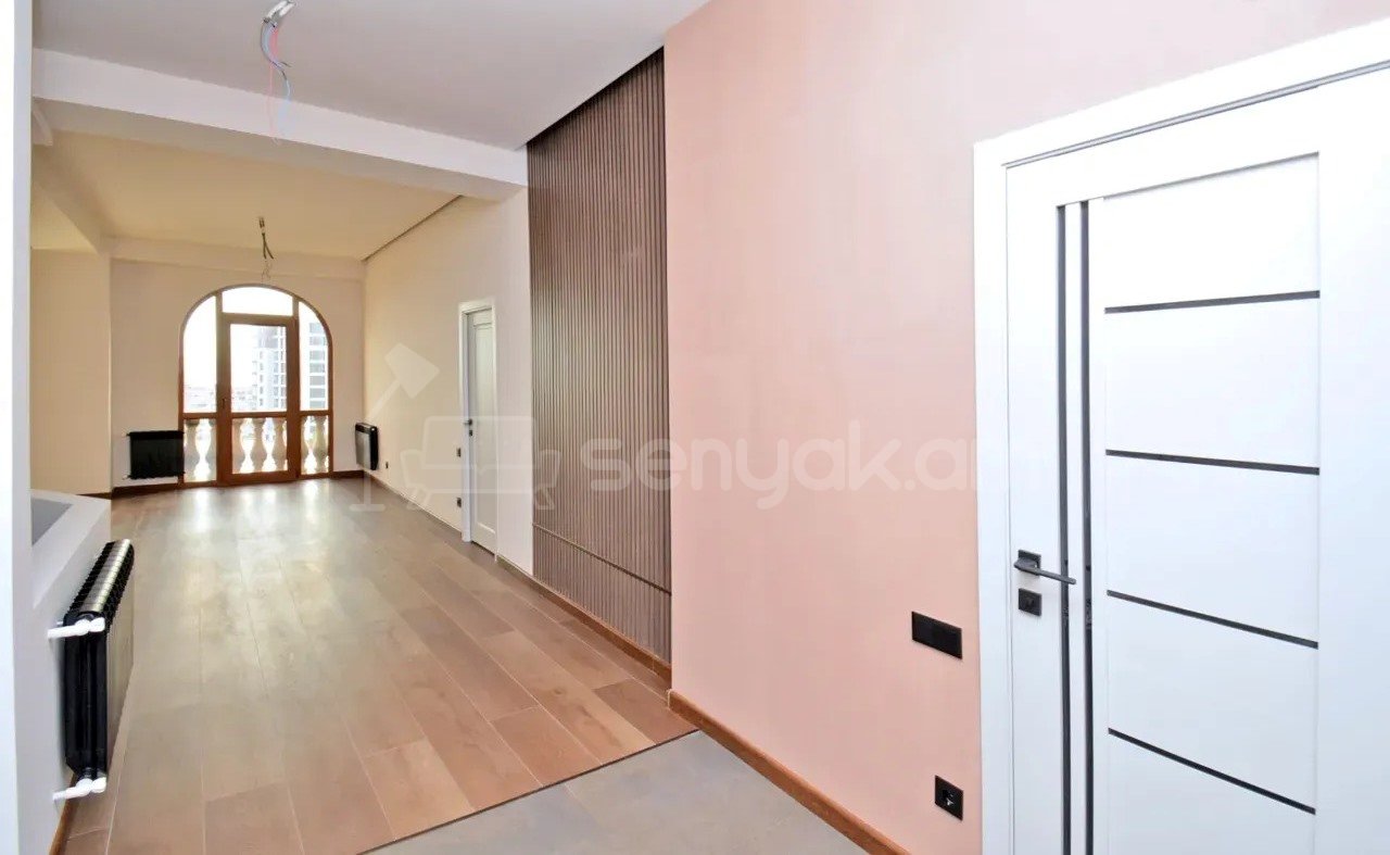 3 Սենյականոց Բնակարան Նորակառույցում, 91քմ, 8/9 հարկ, Դիզայներական Վերանորոգված