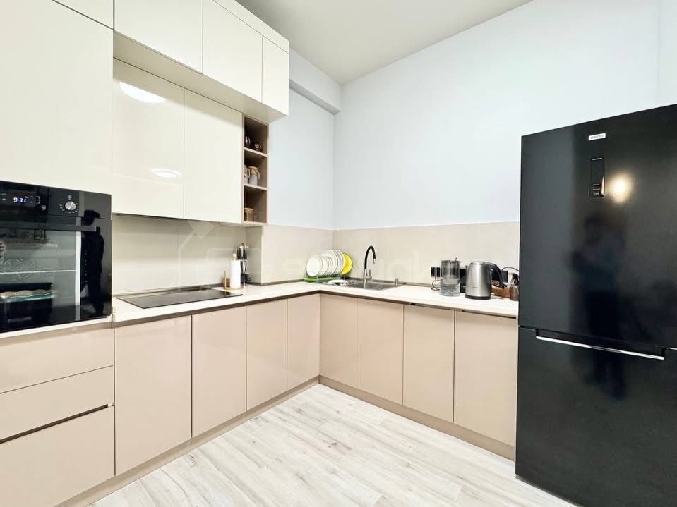 3 Սենյականոց Բնակարան Նորակառույցում, 91քմ, 8/9 հարկ, Դիզայներական Վերանորոգված