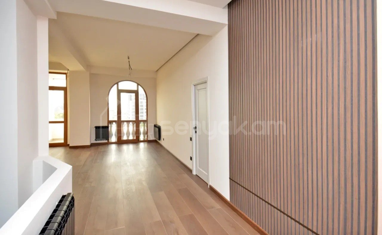 3 Սենյականոց Բնակարան Նորակառույցում, 91քմ, 8/9 հարկ, Կապիտալ Վերանորոգված