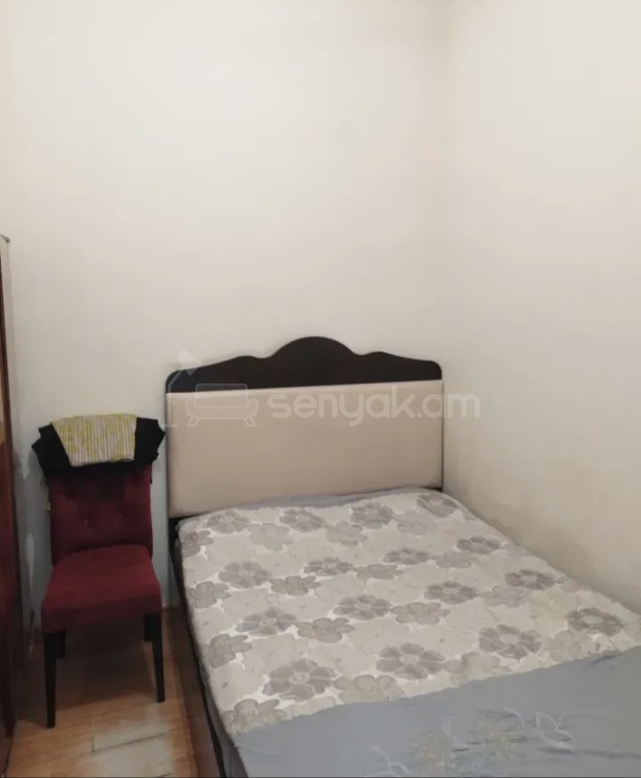 3 Սենյականոց Բնակարան Քարե Շենքում, 65քմ, 1/4 հարկ, Կապիտալ Վերանորոգված, Կահավորված