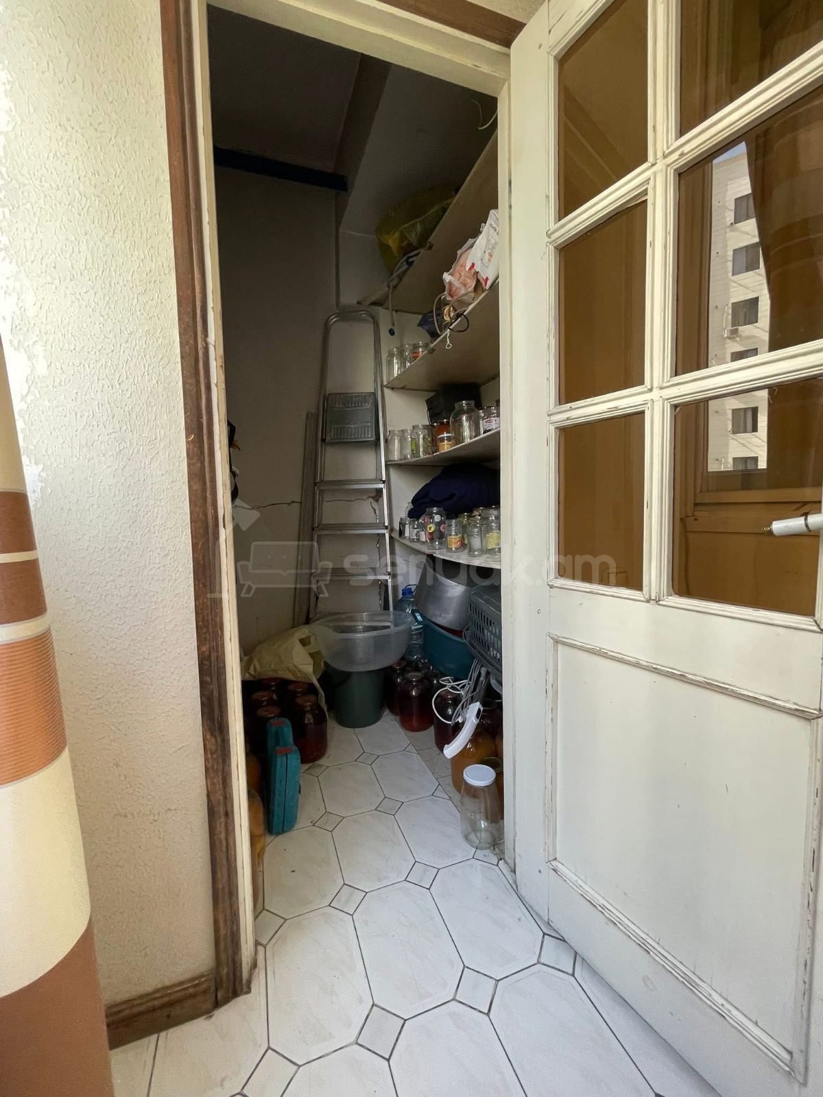 3 Սենյականոց Բնակարան, 95քմ, 5/13 հարկ, Նորմալ Վիճակում