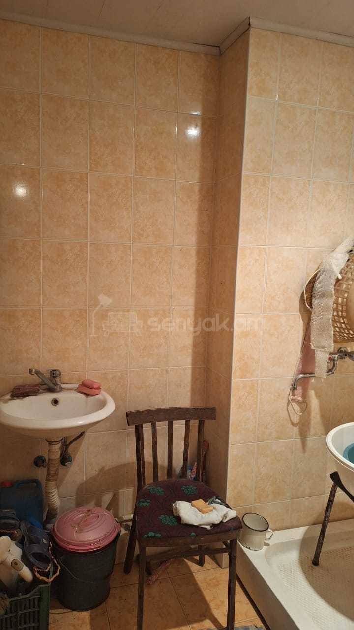 2 Սենյականոց Բնակարան Նորակառույց Քարե Շենքում, 50քմ, 1/5 հարկ, Կապիտալ Վերանորոգված