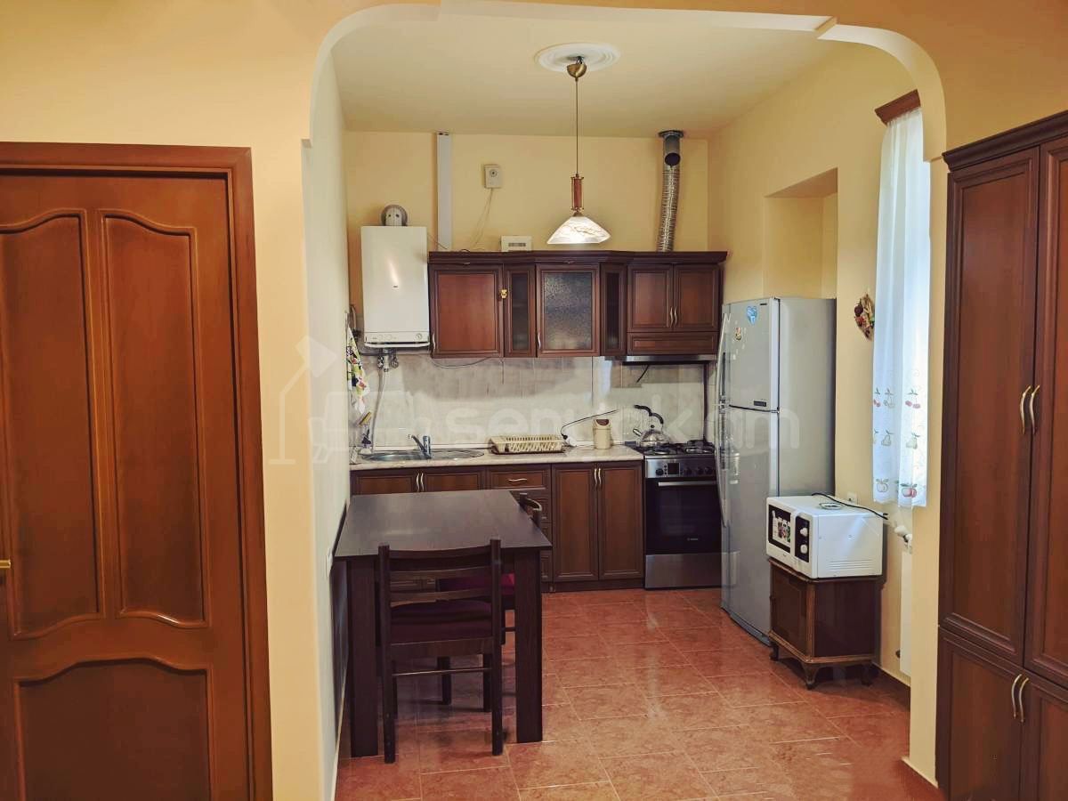 5 Սենյականոց Սեփական Տուն, 200քմ, Կապիտալ Վերանորոգված, Կահավորված