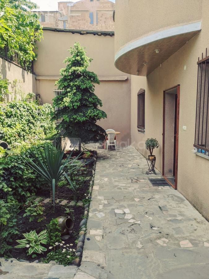 5 Սենյականոց Սեփական Տուն, 200քմ, Կապիտալ Վերանորոգված, Կահավորված