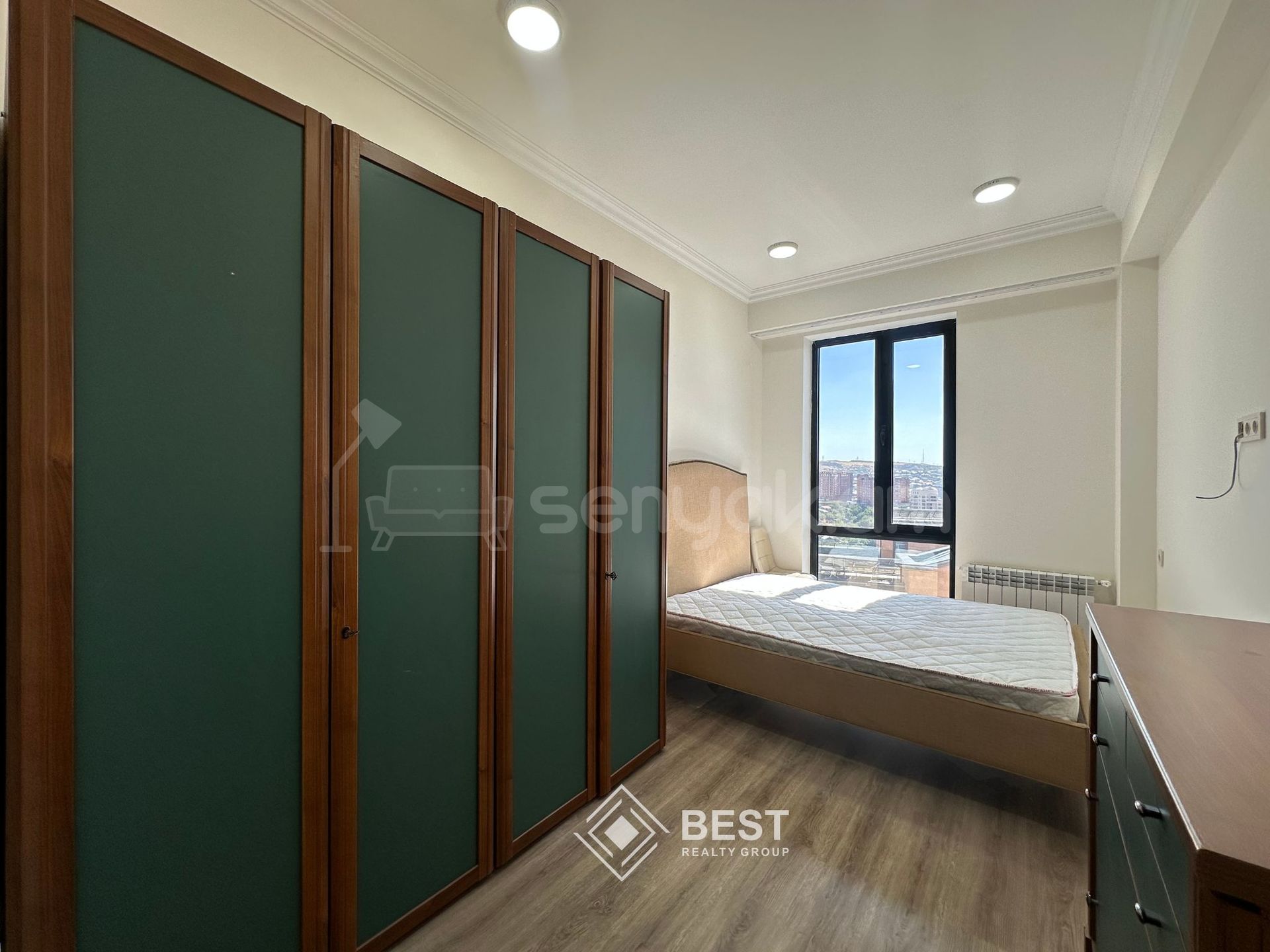 2 Սենյականոց Բնակարան, 52քմ, 5/15 հարկ, Կապիտալ Վերանորոգված, Կահավորված, Արևկող