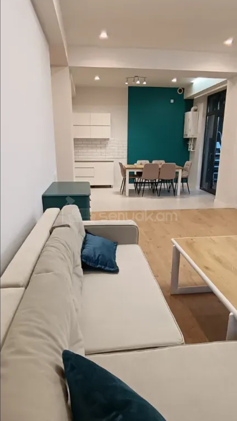 3 Սենյականոց Բնակարան Նորակառույցում, 110քմ, 10/18 հարկ, Կապիտալ Վերանորոգված