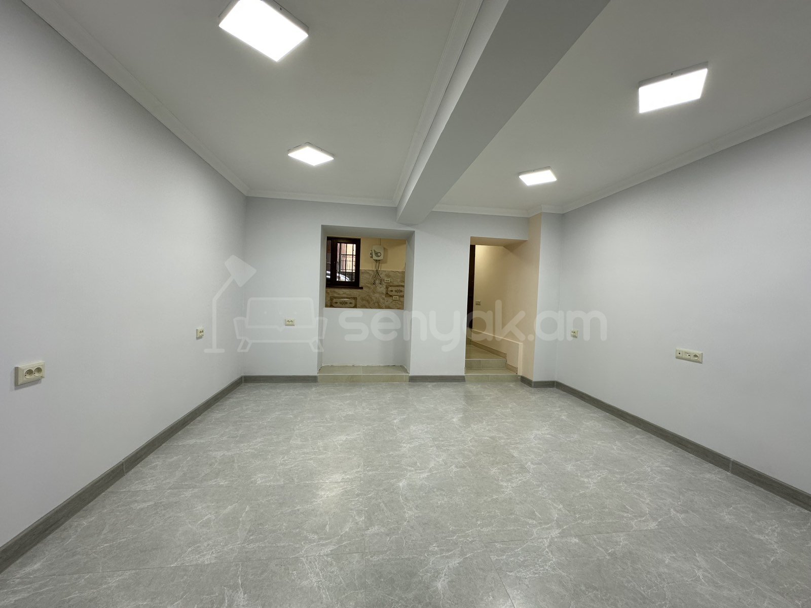 Օֆիսային Տարածք, 42քմ, Կապիտալ Վերանորոգված