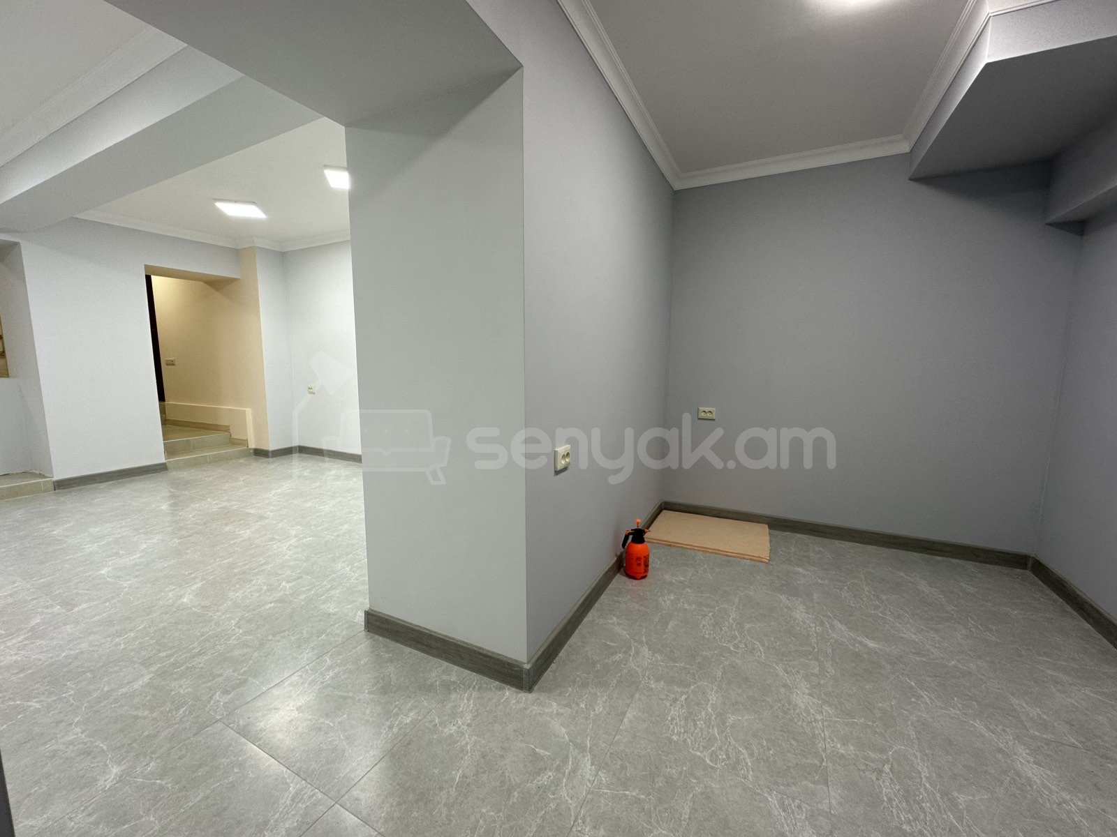 Օֆիսային Տարածք, 42քմ, Կապիտալ Վերանորոգված